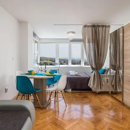 Vertigo Apartament *