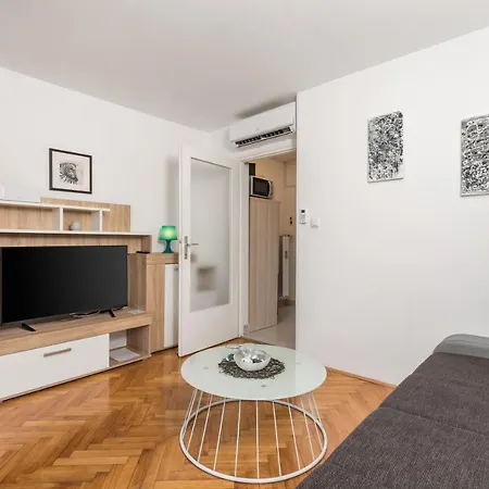 Vertigo Apartment
